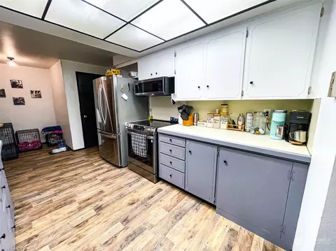 Kitchen - 8618 4th Pl SE, Everett, WA 98208 photo 2 of 4