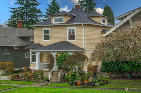 2805 N Warner St, Tacoma, WA 98407