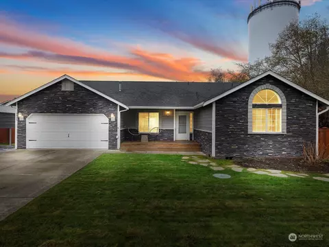 2605 159th Street Ct E, Tacoma, WA 98445