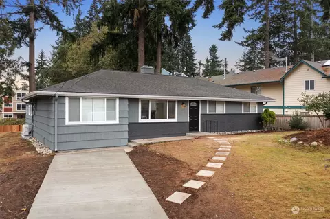 7434 210th St SW, Edmonds, WA 98026