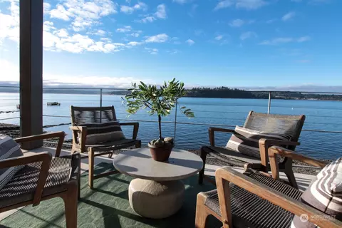 9551 NE South Beach Dr #2C, Bainbridge Island, WA 98110