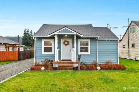 637 Warner St, Sedro Woolley, WA 98284