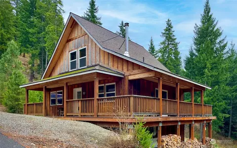 20 Lakeside Ct, Ronald, WA 98940