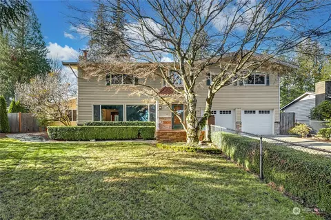 18916 83rd Ave W, Edmonds, WA 98026