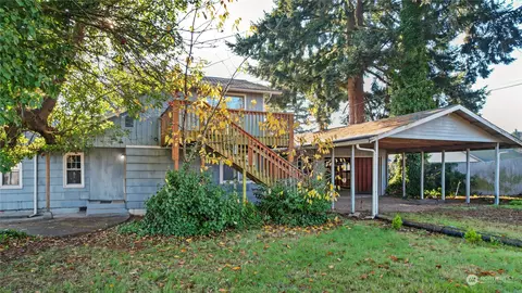 4125 W G St, Bremerton, WA 98312