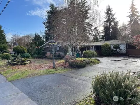 5818 86th St SW, Lakewood, WA 98499
