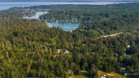 14275 Pita Ln NE #LOT A, Bainbridge Island, WA 98110