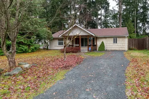 22902 59th Ave W, Mountlake Terrace, WA 98043