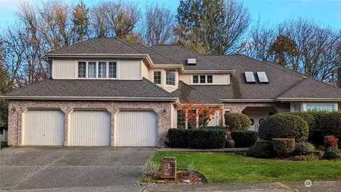 4232 185th Pl SE, Issaquah, WA 98027