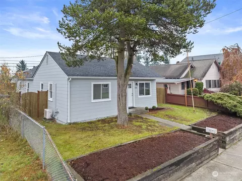 3615 E Howe St, Tacoma, WA 98404