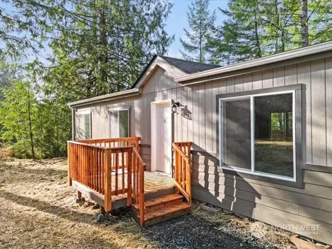 670 E Wilson Way, Grapeview, WA 98546 photo 3