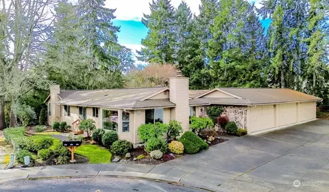 24935 11th Ave S, Des Moines, WA 98198