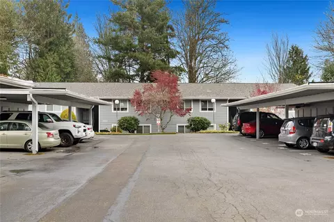 2959 SE Mile Hill Dr #D8, Port Orchard, WA 98366