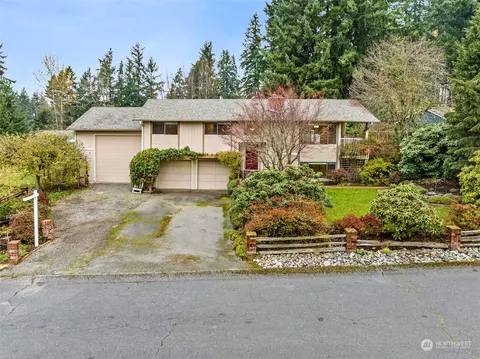 9423 117th St E, Puyallup, WA 98373
