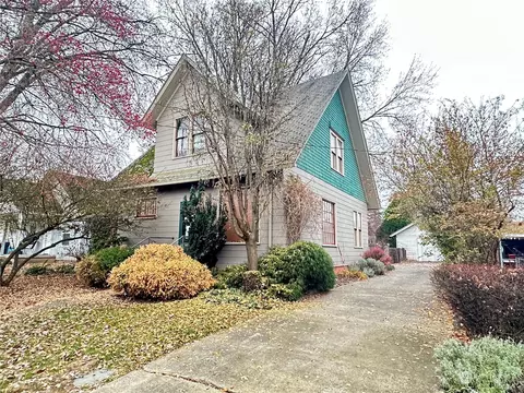 628 Locust St, Walla Walla, WA 99362