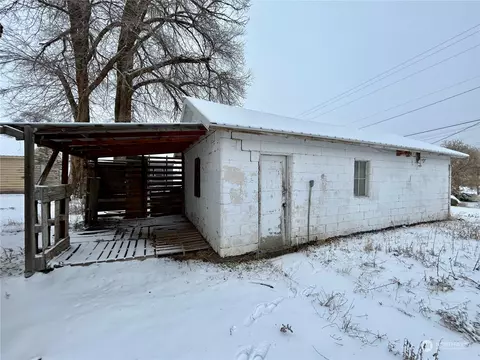 216 E 3rd St, Lind, WA 99341 photo 15
