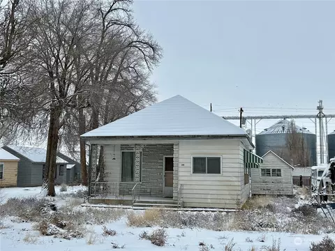216 E 3rd St, Lind, WA 99341 photo 2