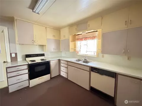216 E 3rd St, Lind, WA 99341 photo 11