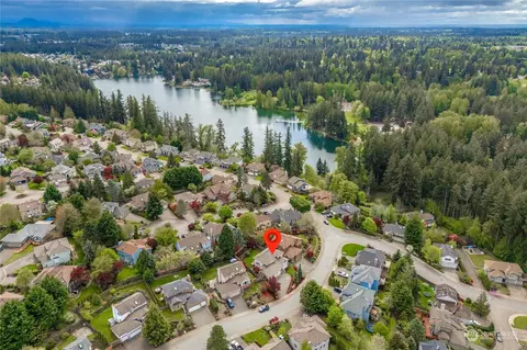 23019 SE 245th Pl, Maple Valley, WA 98038