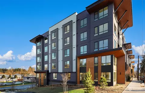 6901 NE 184th Ln #303, Kenmore, WA 98028