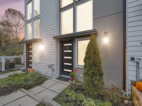 2622 SW C Sw Nevada St, Seattle, WA 98126