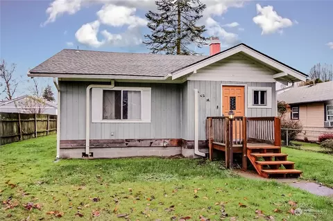 461 15th Ave, Longview, WA 98632