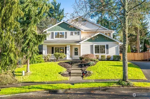 1268 Oneil Ct, Dupont, WA 98327