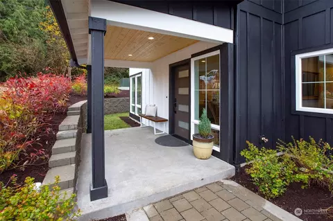 11116 NE 46th Ln, Kirkland, WA 98033