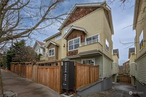 9222 Stone Ave N #A, Seattle, WA 98103