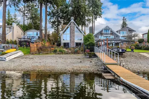 15404 Rose Rd SW, Tacoma, WA 98498