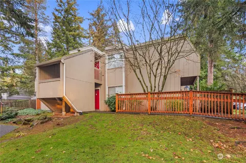 4821 180th St SW #I-201, Lynnwood, WA 98037