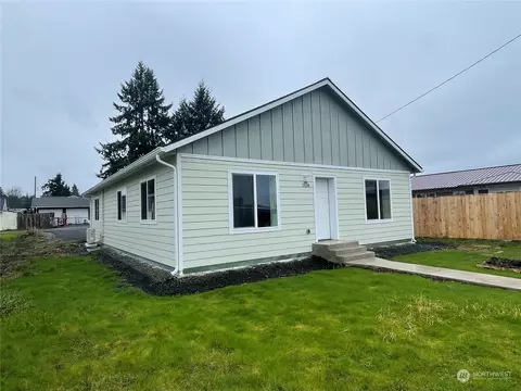 1518 W Main St, Elma, WA 98541