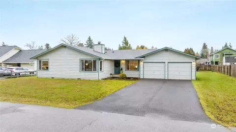 8015 52nd Dr NE, Marysville, WA 98270
