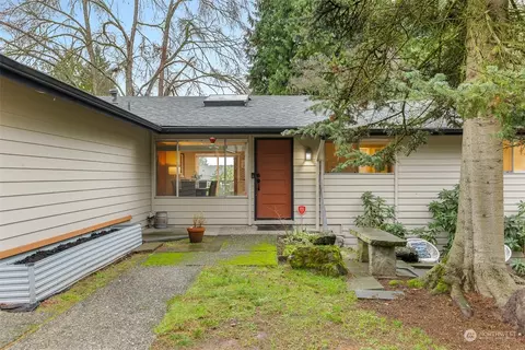 9314 NE 135th Ln, Kirkland, WA 98034