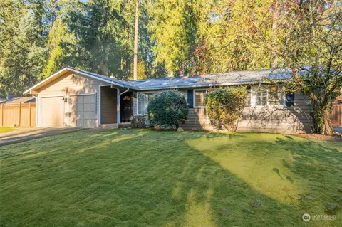 19922 NE 177th St, Woodinville, WA 98077