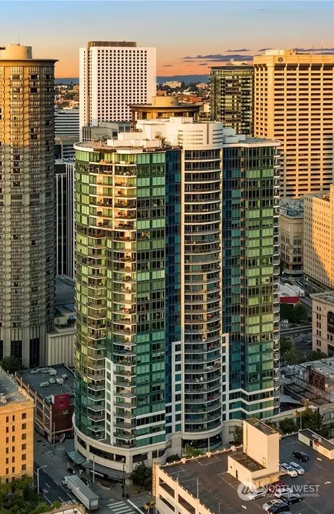 1920 4th Ave #704, Seattle, WA 98101