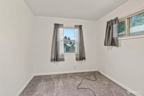 267 Beech St, Longview, WA 98632 photo 9