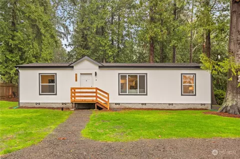 21212 Virginia Ave NE, Kingston, WA 98346