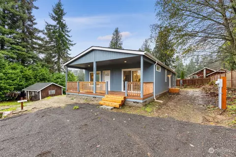 12536 NE Virginia Ct, Kingston, WA 98346