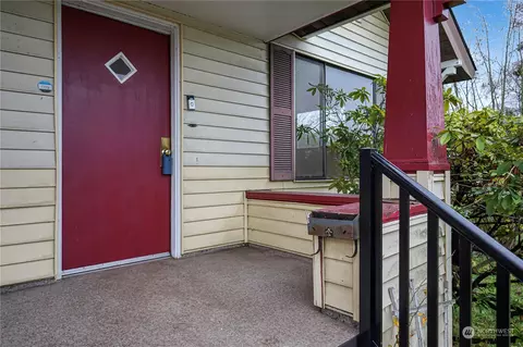 1613 Baker Ave, Everett, WA 98201 photo 3