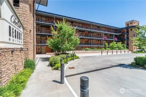 2220 W Woodin Ave #212, Chelan, WA 98816