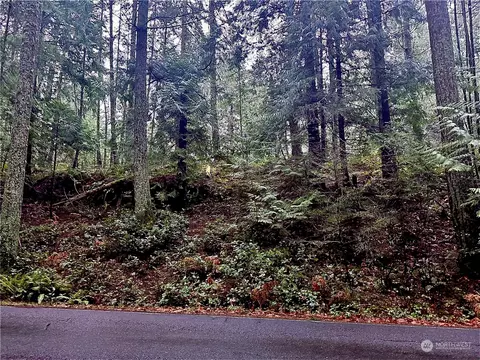 39 High Cliff Ln, Bellingham, WA 98229