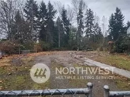 11801 205 Ave E, Bonney Lake, WA 98391