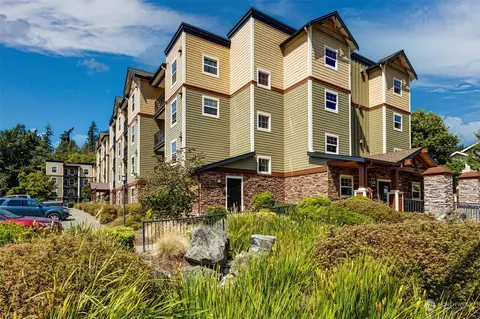 700 32nd St #A106, Bellingham, WA 98225