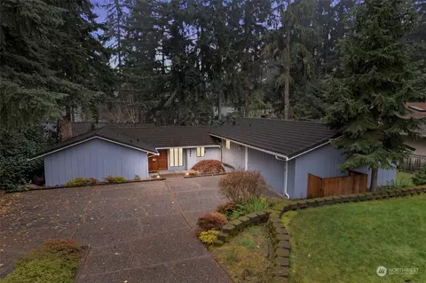 8521 SE 79th Pl, Mercer Island, WA 98040