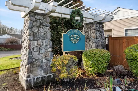 14433 Riverwalk Dr E, Sumner, WA 98390 photo 2
