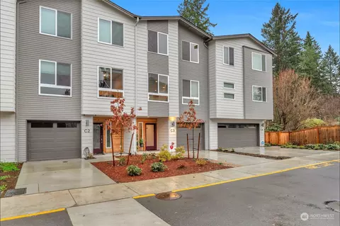 13628 Manor Way #C3, Lynnwood, WA 98087
