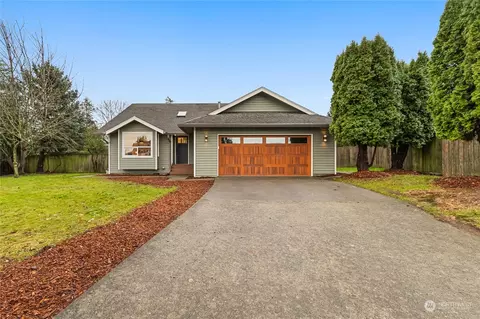 2427 Pine Pl, Ferndale, WA 98248