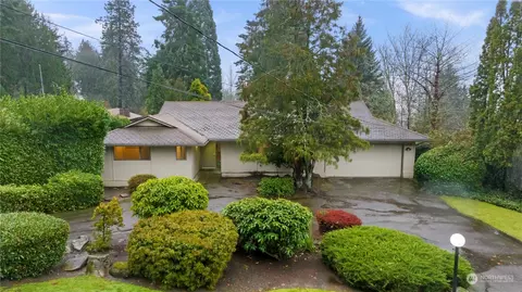 16727 NE 88th St, Redmond, WA 98052