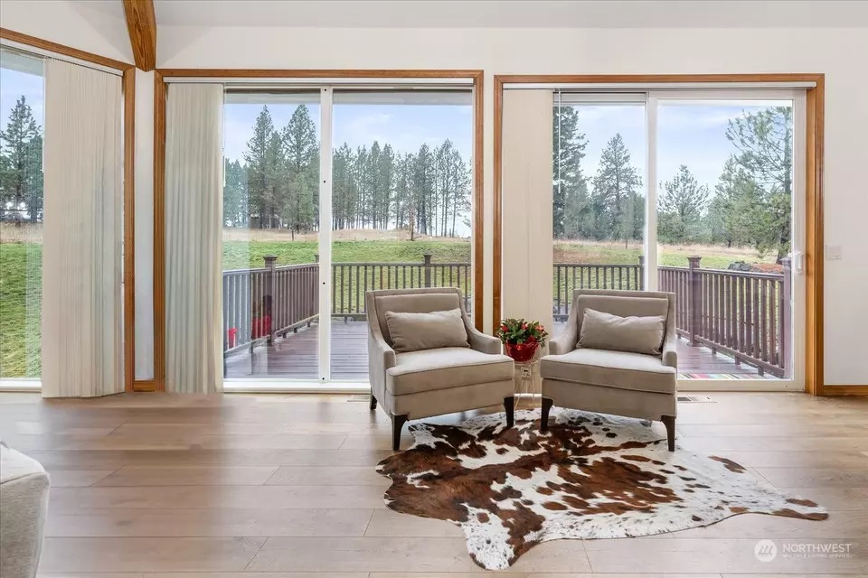  14212 E Meadows Rd, Mica, WA 99023 photo 9